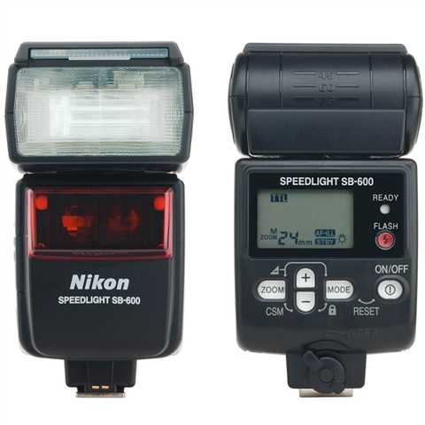 Image of Nikon SB-600 Speedlight Used